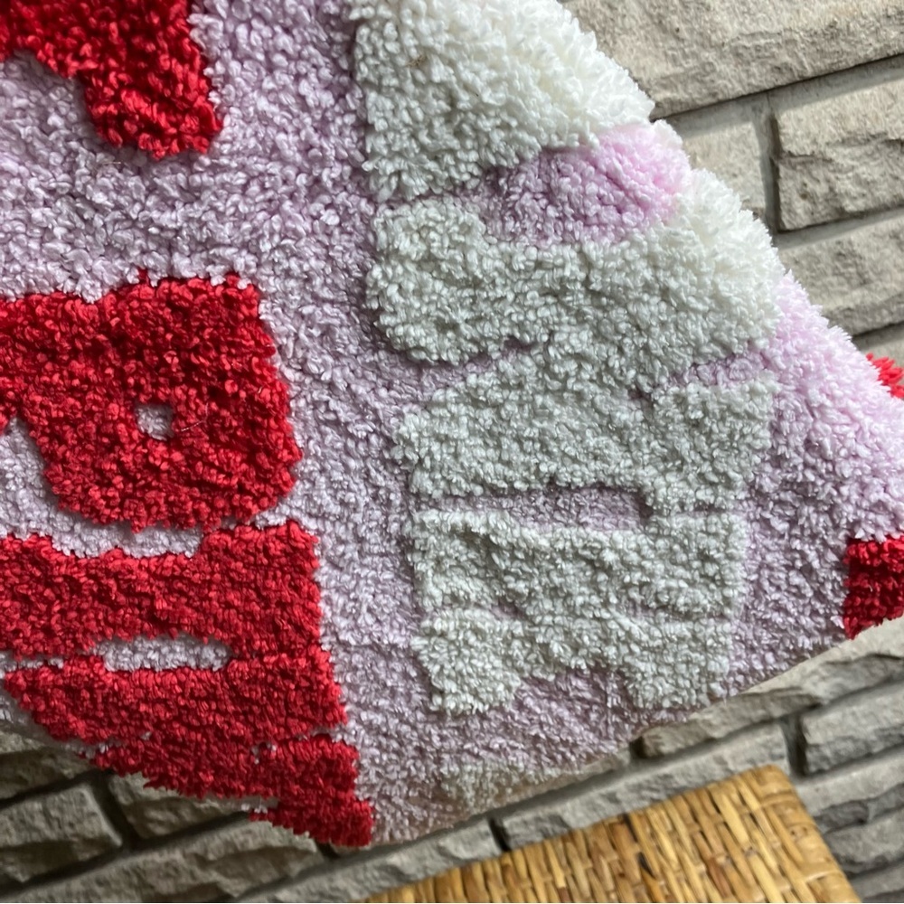 NWOT Victorias Secret Pink Bath Mat - Picture 6 of 6